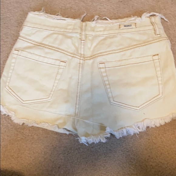 Brandy Melville shorts - Picture 2 of 3